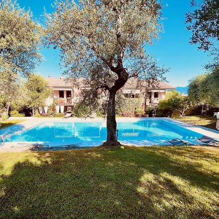 Appartement Residenza Riviera Degli Olivi à Torri Del Benaco Extérieur photo