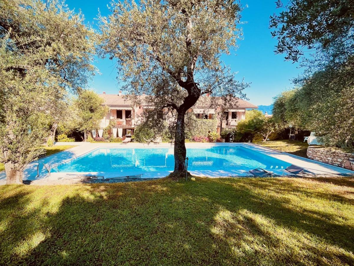 Appartement Residenza Riviera Degli Olivi à Torri Del Benaco Extérieur photo