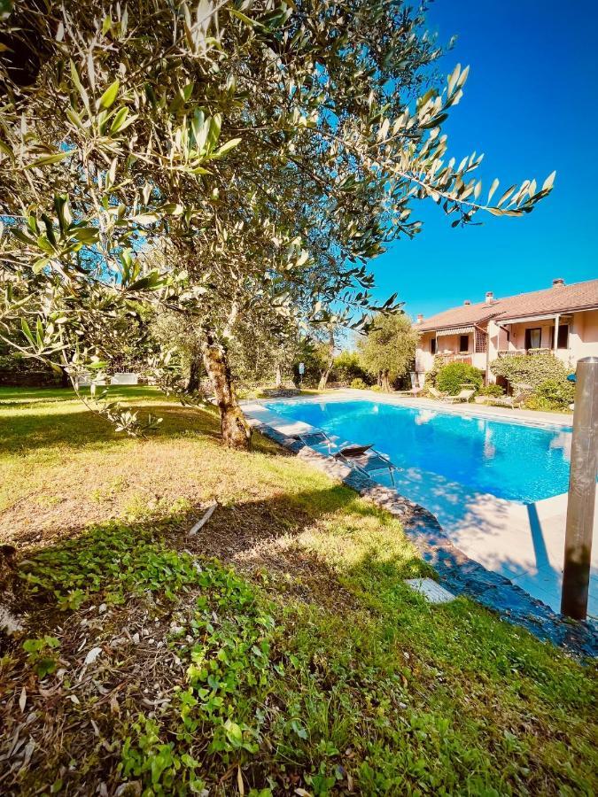 Appartement Residenza Riviera Degli Olivi à Torri Del Benaco Extérieur photo