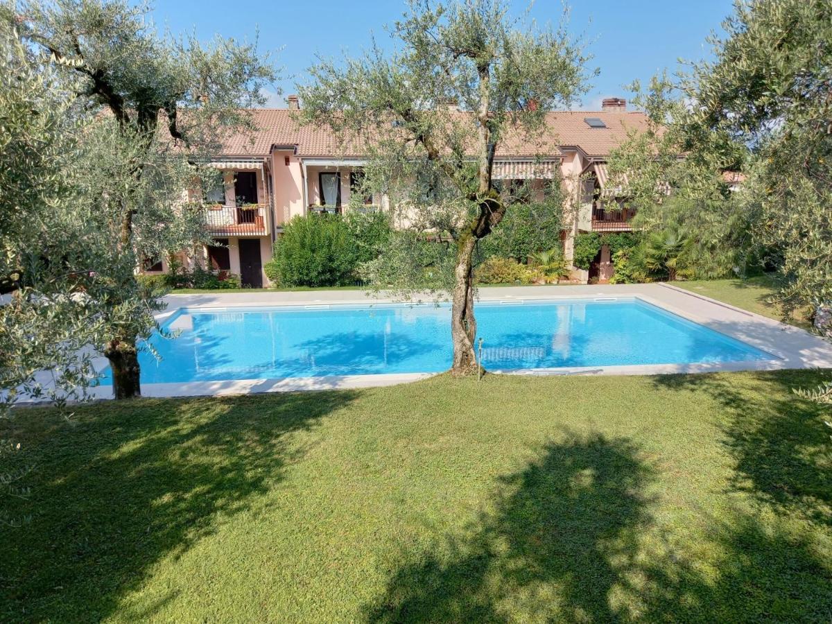 Appartement Residenza Riviera Degli Olivi à Torri Del Benaco Extérieur photo