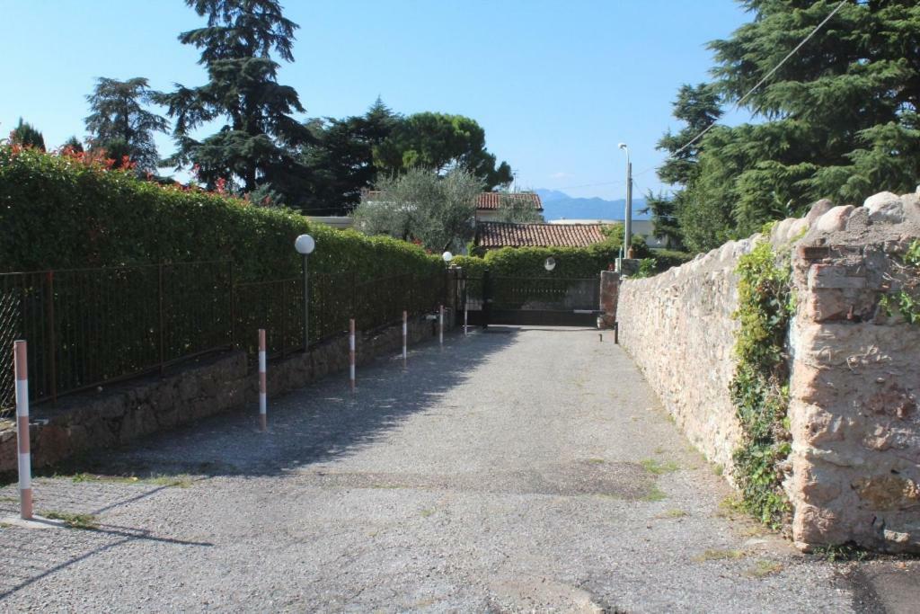 Appartement Residenza Riviera Degli Olivi à Torri Del Benaco Extérieur photo