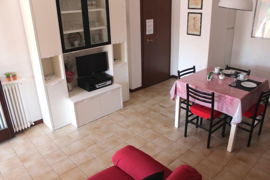 Appartement Residenza Riviera Degli Olivi à Torri Del Benaco Extérieur photo