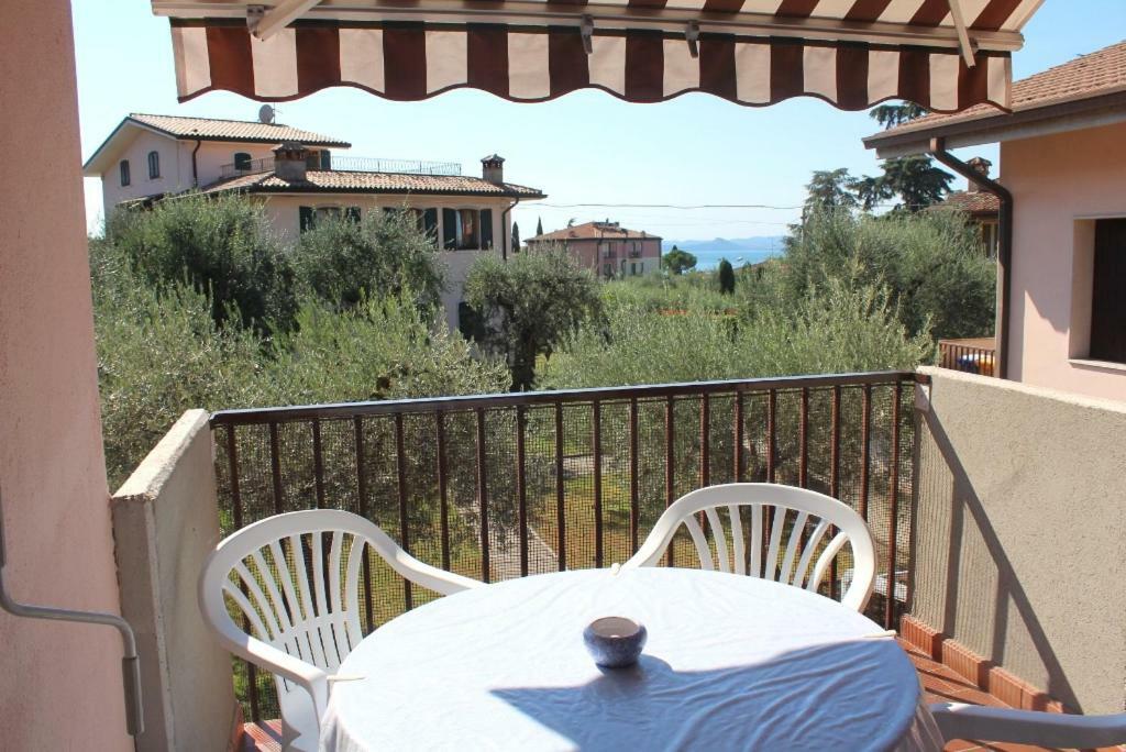 Appartement Residenza Riviera Degli Olivi à Torri Del Benaco Extérieur photo