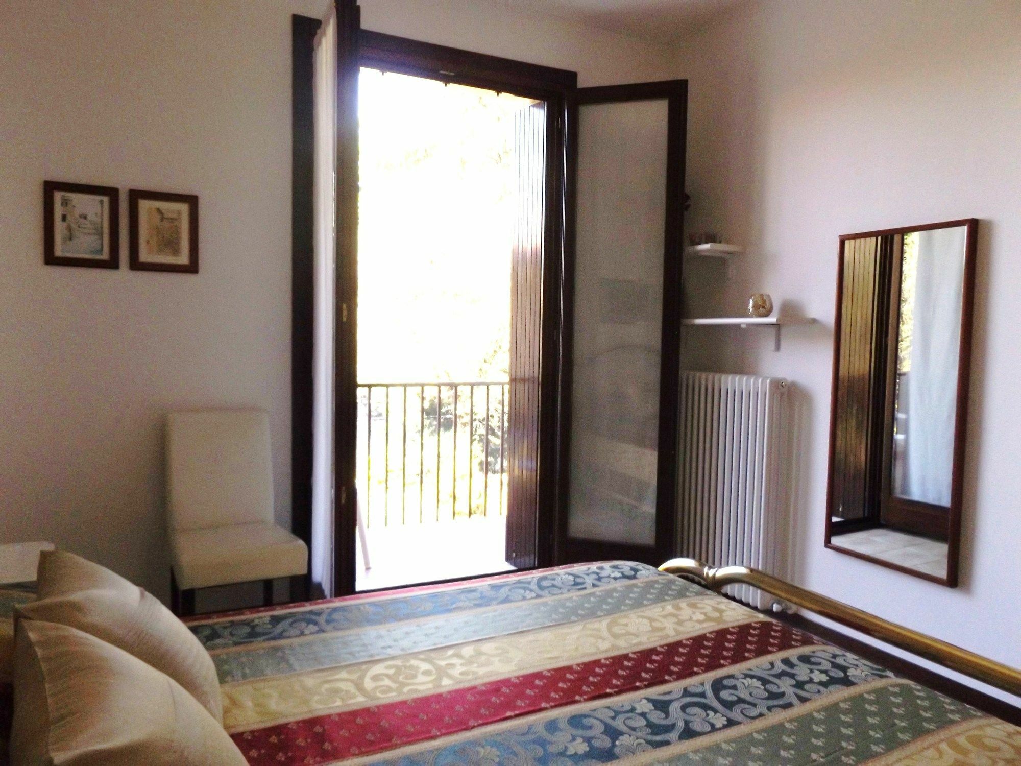 Appartement Residenza Riviera Degli Olivi à Torri Del Benaco Extérieur photo